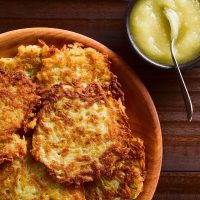 Frische Reibekuchen in der Alten Post am Dom